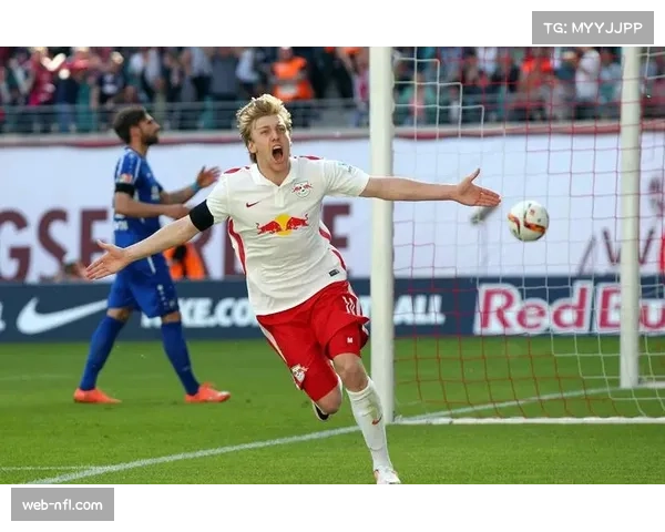 -莱比锡红牛青春风暴,格鲁克适配转换战术体系-